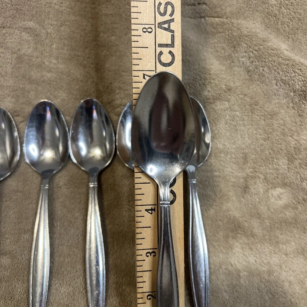 Lot of 7 Oneida Ambiance Stainless Steel Flatware Tablespoon Oval Soup Spoon MCM